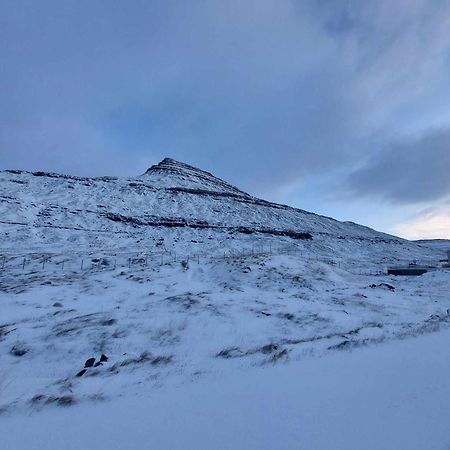 Funningsfjordur Fjord Guesthouse מראה חיצוני תמונה