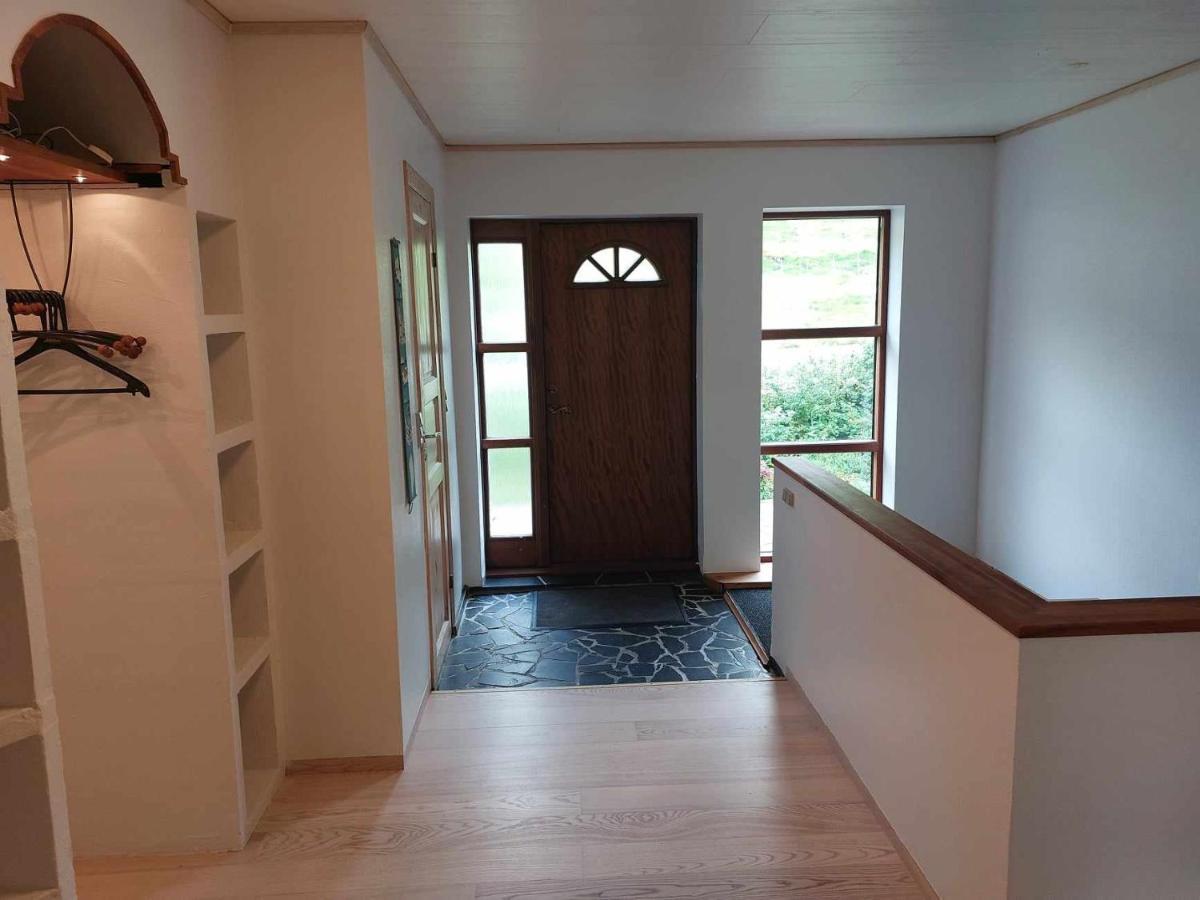Funningsfjordur Fjord Guesthouse מראה חיצוני תמונה